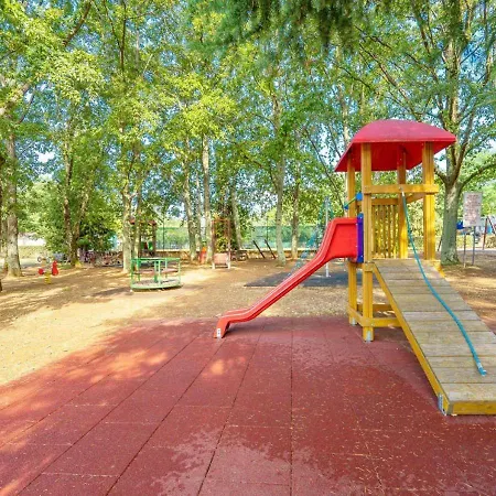 אתר קמפינג Bijela Uvala - Eurocamp I Homair